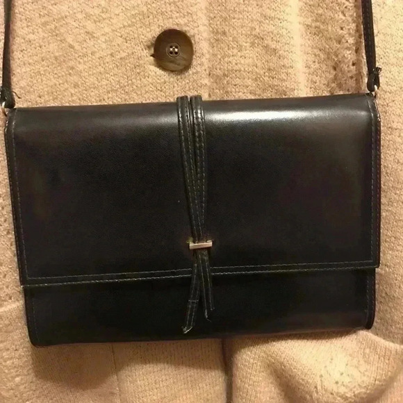 Jay Herbert Handbags - Jay Herbert New York I. Magnin black leather handbag‎​​ vintage